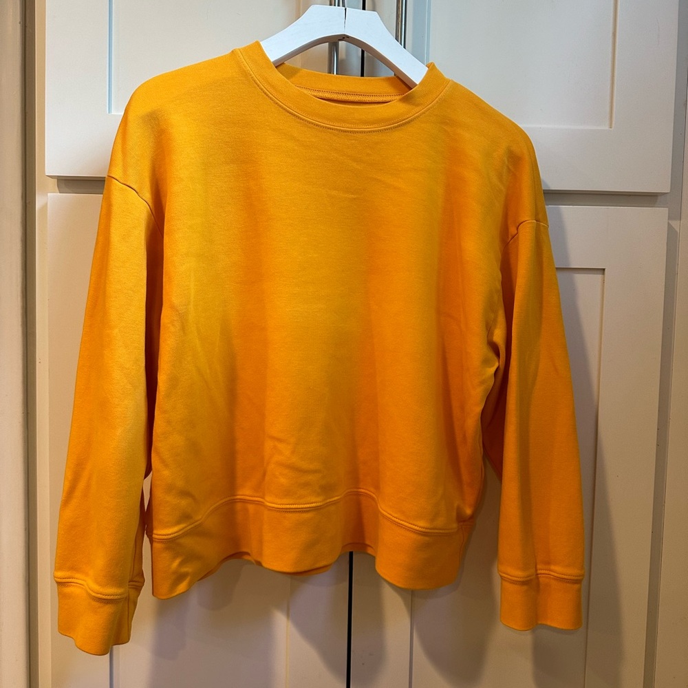 Organic Cotton crop sweatshirt